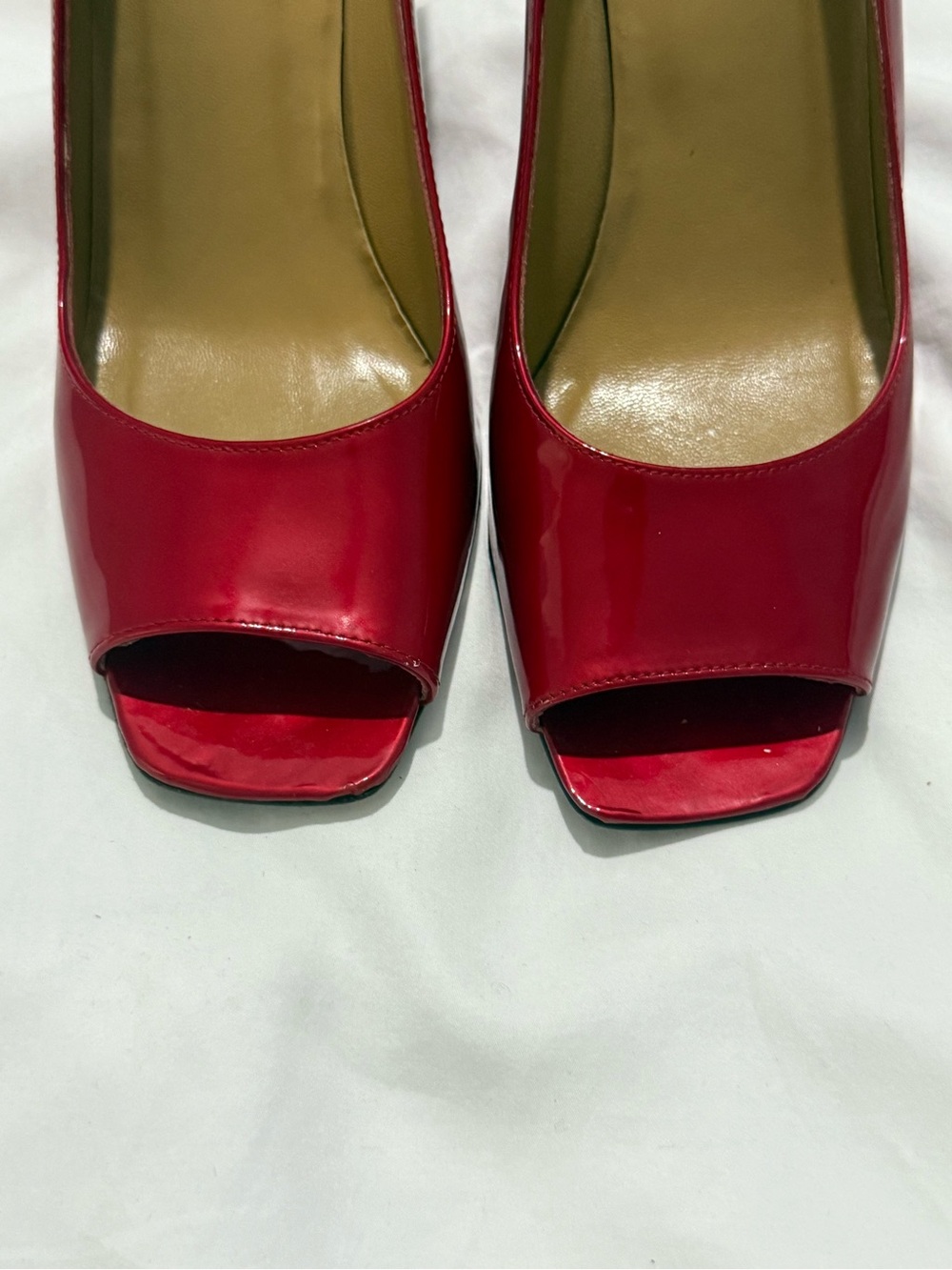 Stuart Weitzman - Red Patent Peep-Toe Mid-Heels - Picture 9 of 9